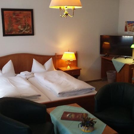 Hotel Am Berg Spremberg Esterno foto
