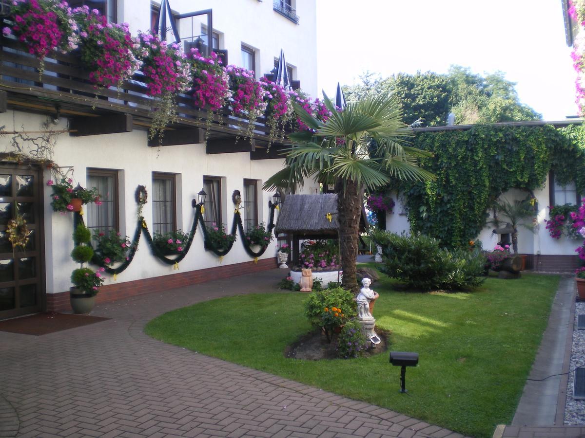 Hotel Am Berg Spremberg Esterno foto