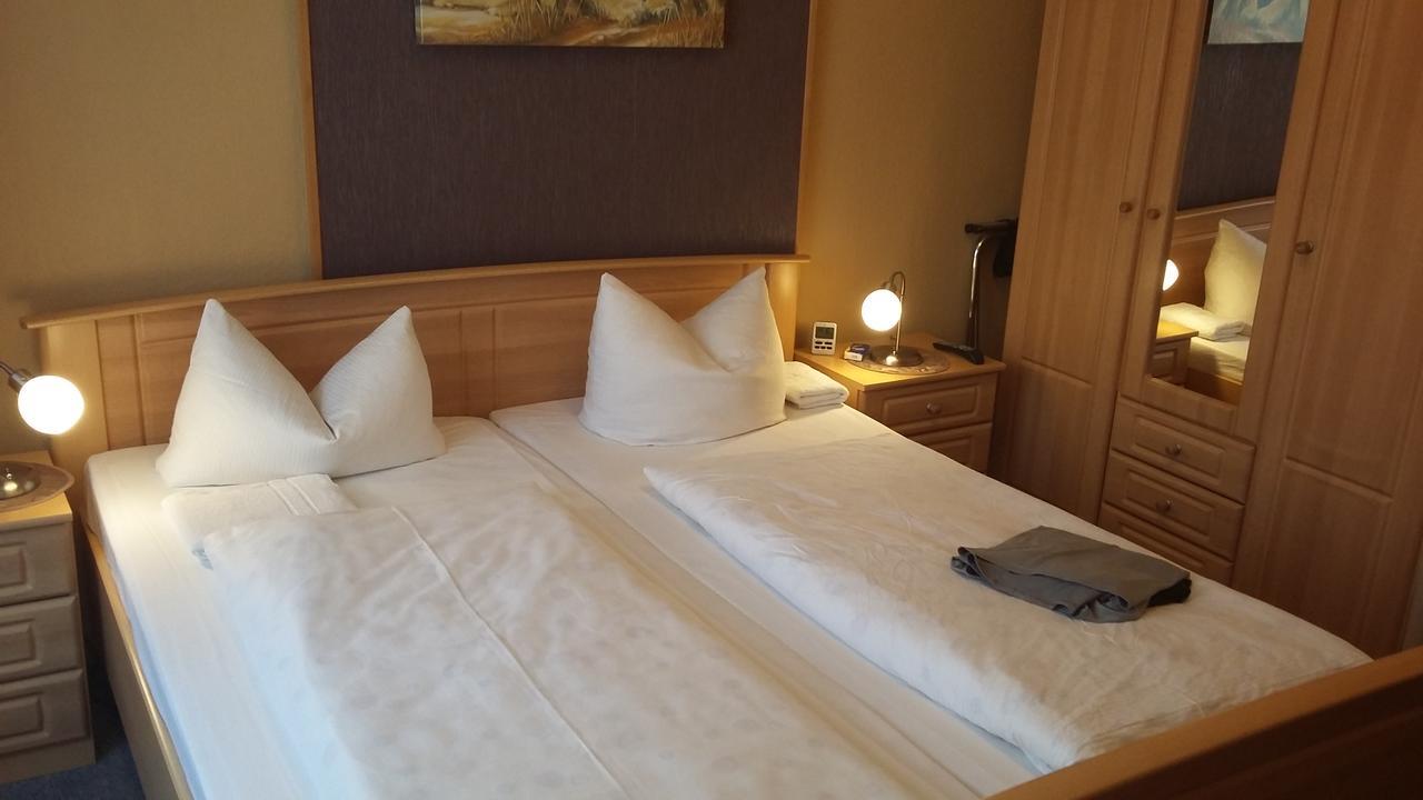Hotel Am Berg Spremberg Esterno foto