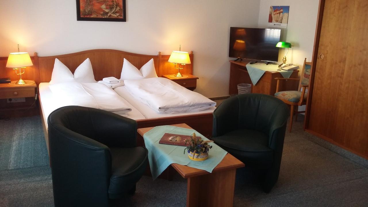 Hotel Am Berg Spremberg Esterno foto